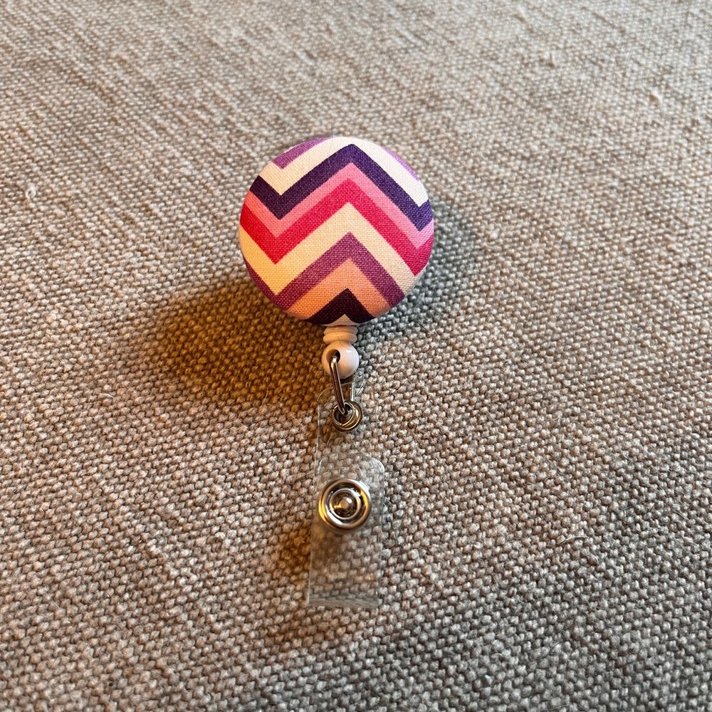 Badge reel